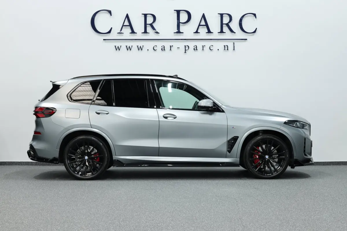 XDrive50e M-Sport MAXTON/LED/VIRTUAL/SFEER/LUCHT/LEER+/S.VERWARMING+MEMORY/22" LMV/360/ACC/ECC/12 MND GARANTIE!
