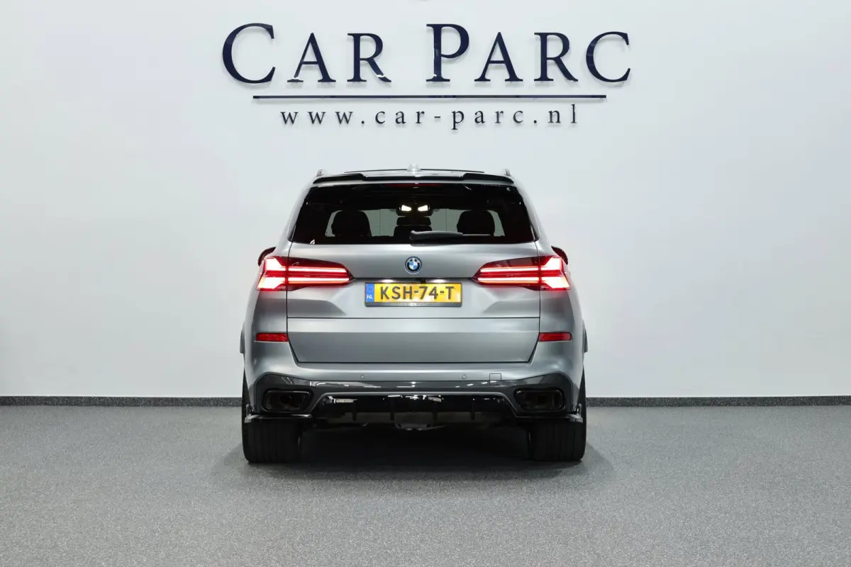 XDrive50e M-Sport MAXTON/LED/VIRTUAL/SFEER/LUCHT/LEER+/S.VERWARMING+MEMORY/22" LMV/360/ACC/ECC/12 MND GARANTIE!