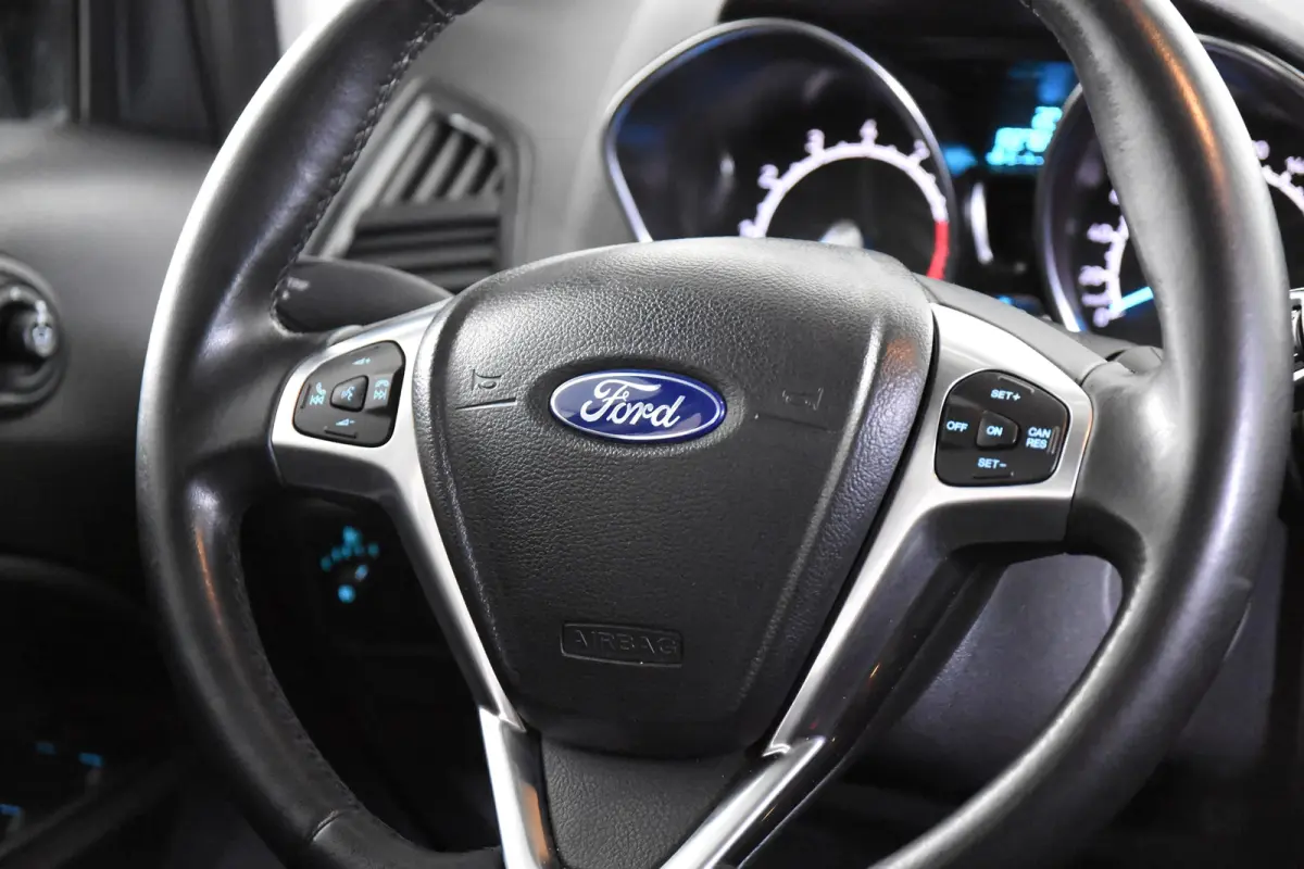 1.0 EcoBoost Titanium *Leer*Navigatie*Trekhaak*Keyless*