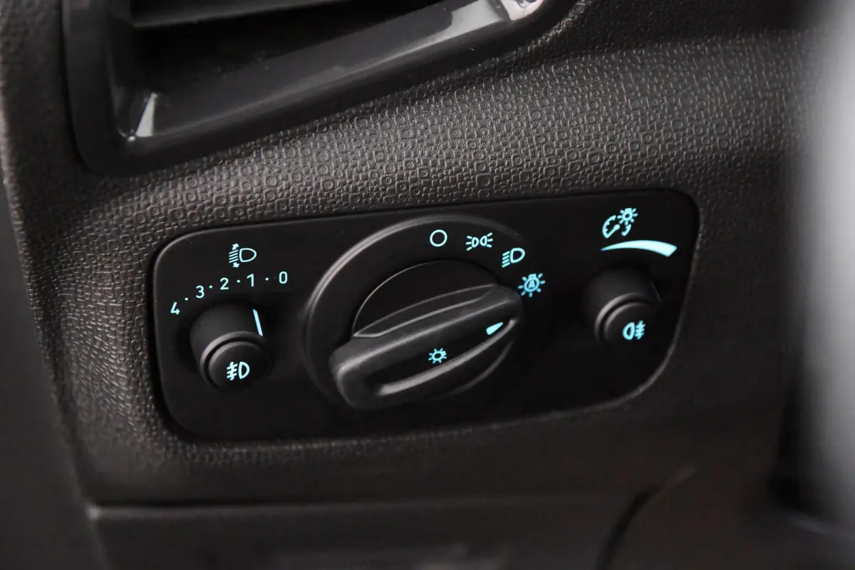 1.0 EcoBoost Titanium *Leer*Navigatie*Trekhaak*Keyless*