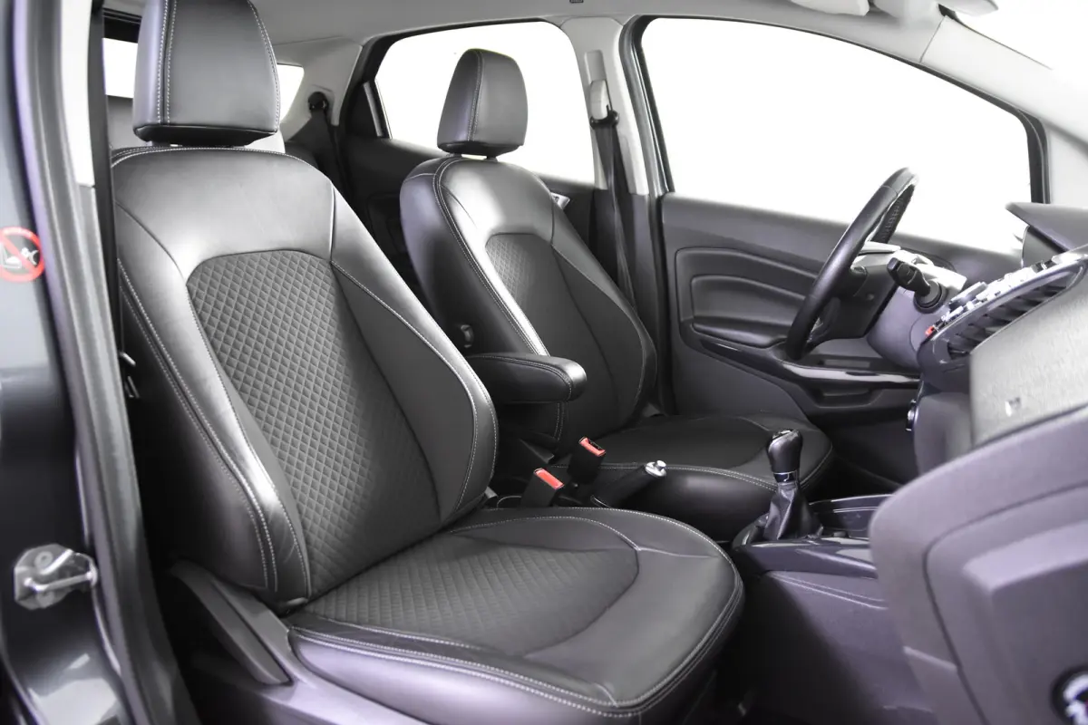 1.0 EcoBoost Titanium *Leer*Navigatie*Trekhaak*Keyless*