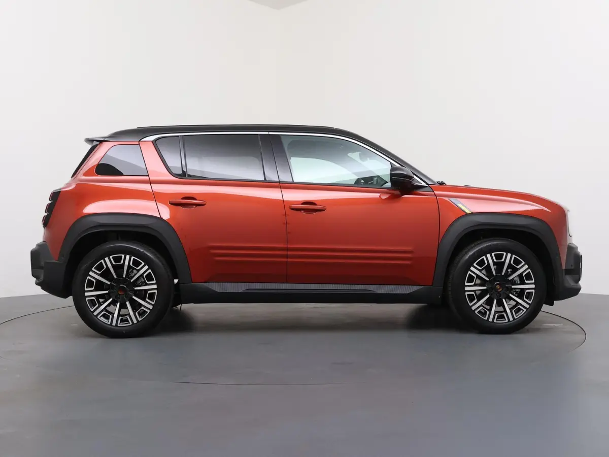 iconic “plein sud™” 150 pk comfort range | pack advanced driving assist | Harman Kardon® premium audio |