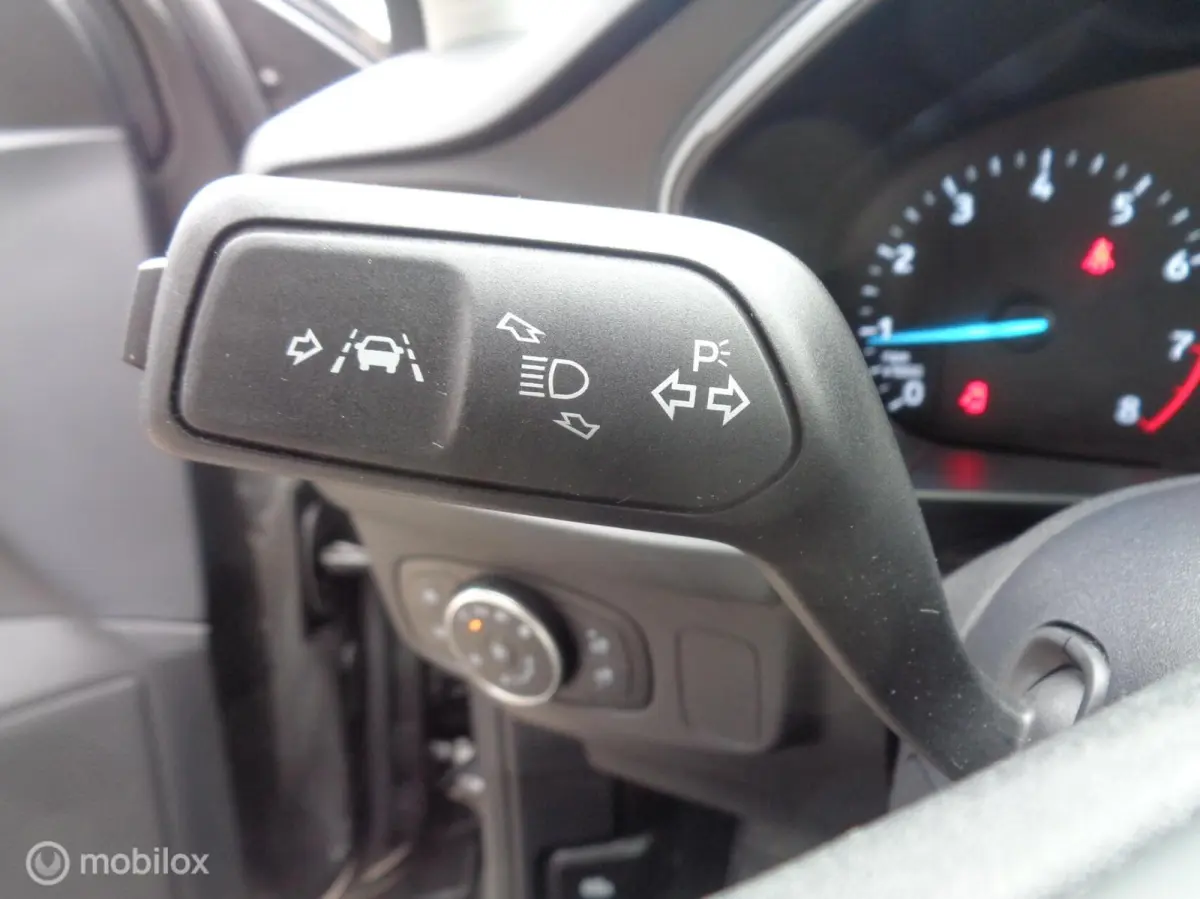 1.0 EcoBoost Trend Edition/LED/PDC/Apple Carplay/Android auto/Airco/Lm look/Nieuwstaat