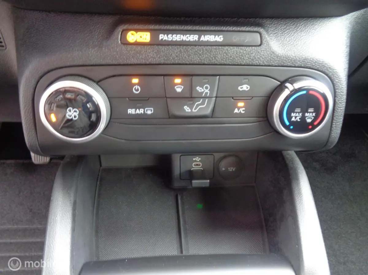 1.0 EcoBoost Trend Edition/LED/PDC/Apple Carplay/Android auto/Airco/Lm look/Nieuwstaat