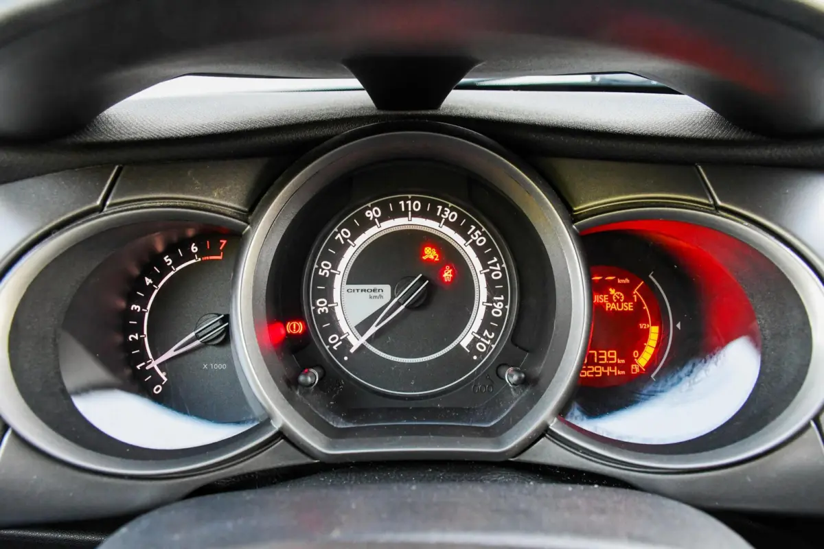 1.0 PureTech Feel Edition Lage km Airco
