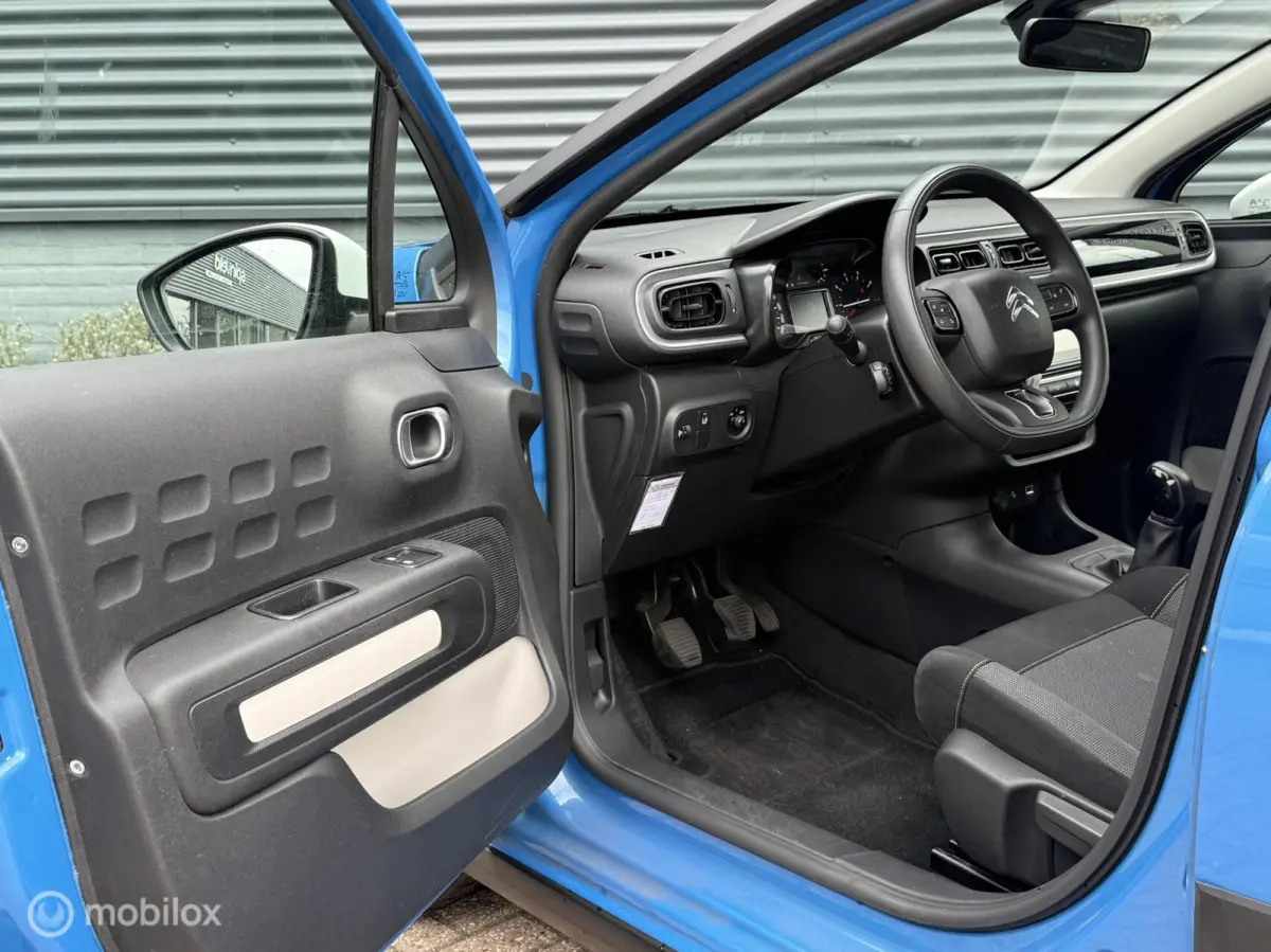 1.2 PureTech Live - Navi - Carplay - Parkeersensoren -