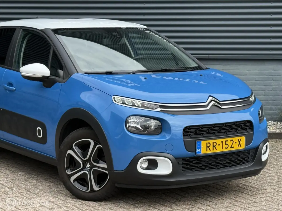 1.2 PureTech Live - Navi - Carplay - Parkeersensoren -