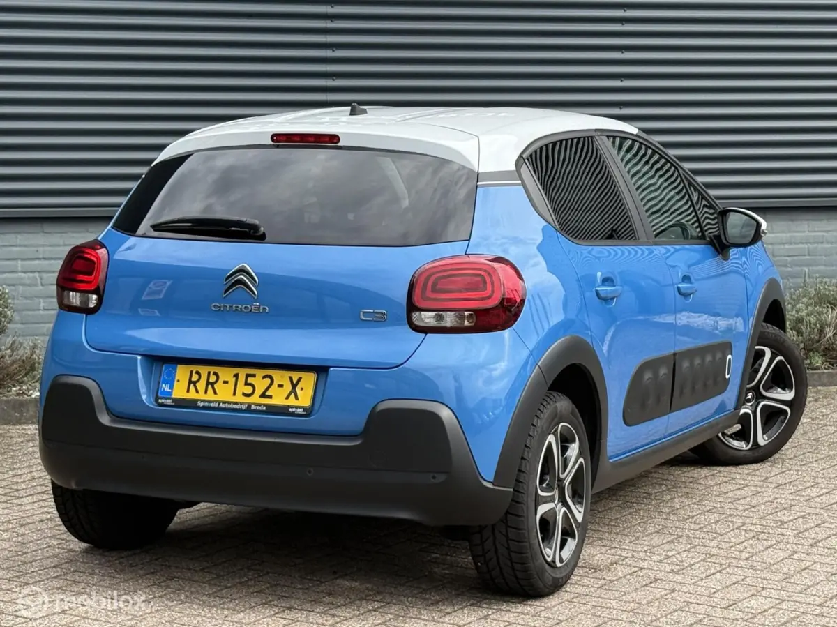1.2 PureTech Live - Navi - Carplay - Parkeersensoren -