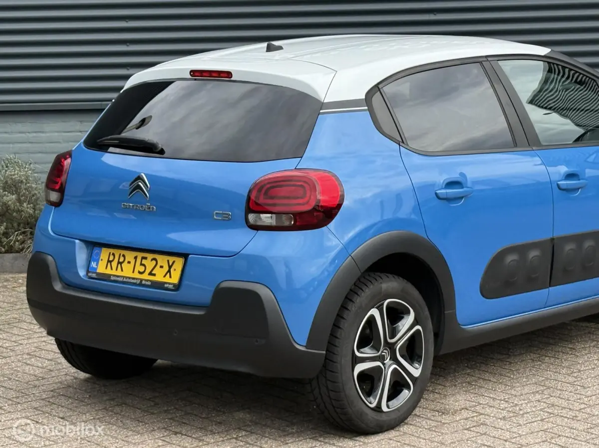 1.2 PureTech Live - Navi - Carplay - Parkeersensoren -