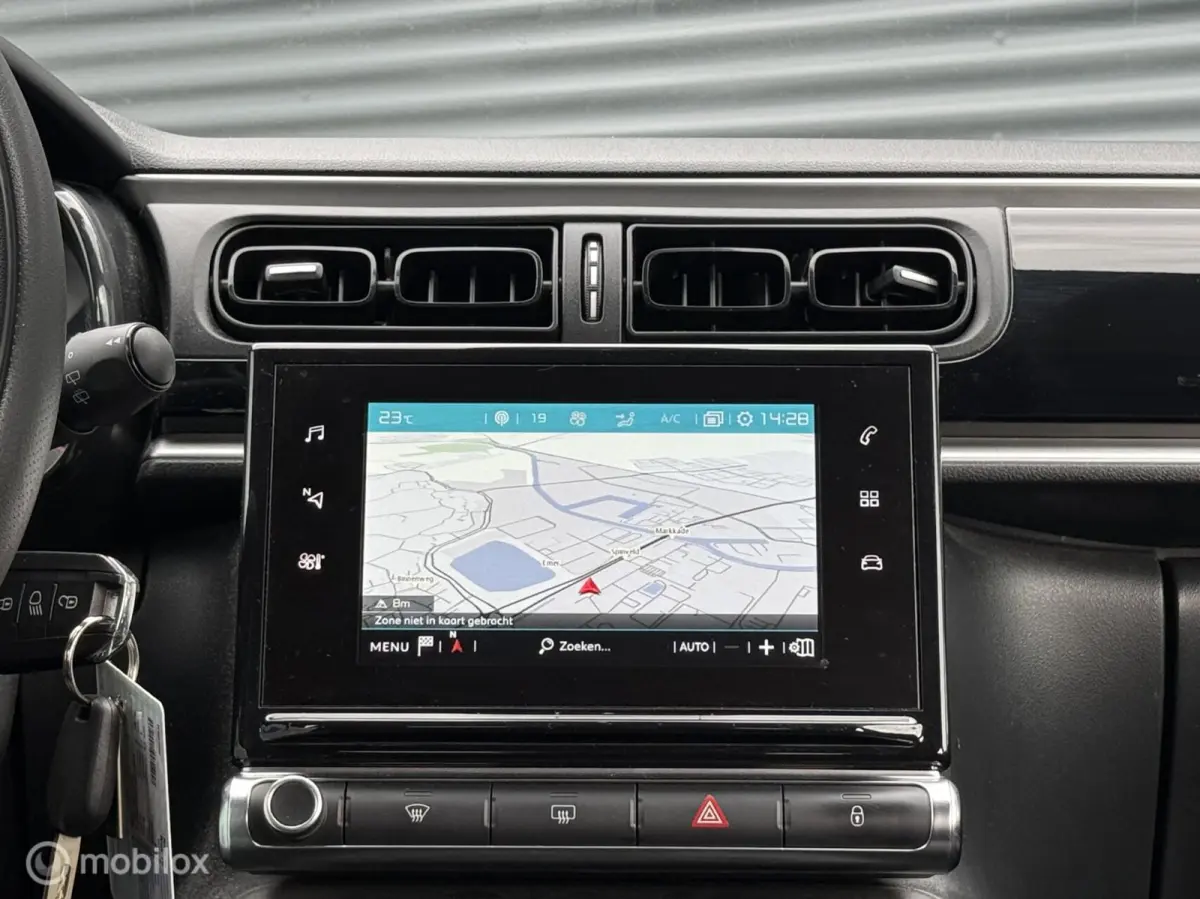 1.2 PureTech Live - Navi - Carplay - Parkeersensoren -