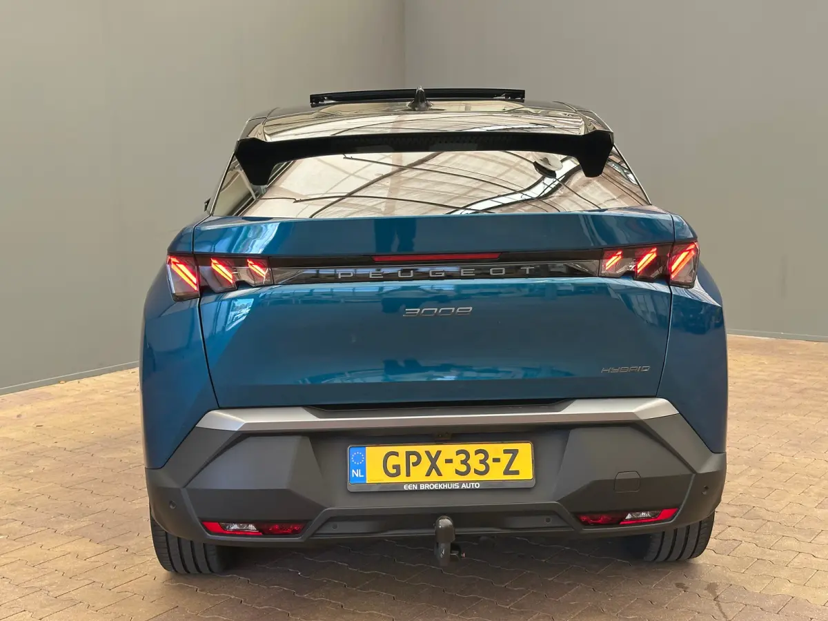 1.2 Hybrid 136 GT Panorama Dak | 360 Camera | Elek. Lederen Stoelen met Massage | FOCAL | Stoelverwarming/Ventilatie | Afneembare Trekhaak | Achterstoelen verwarmd | Achteruitrijcamera | Afw