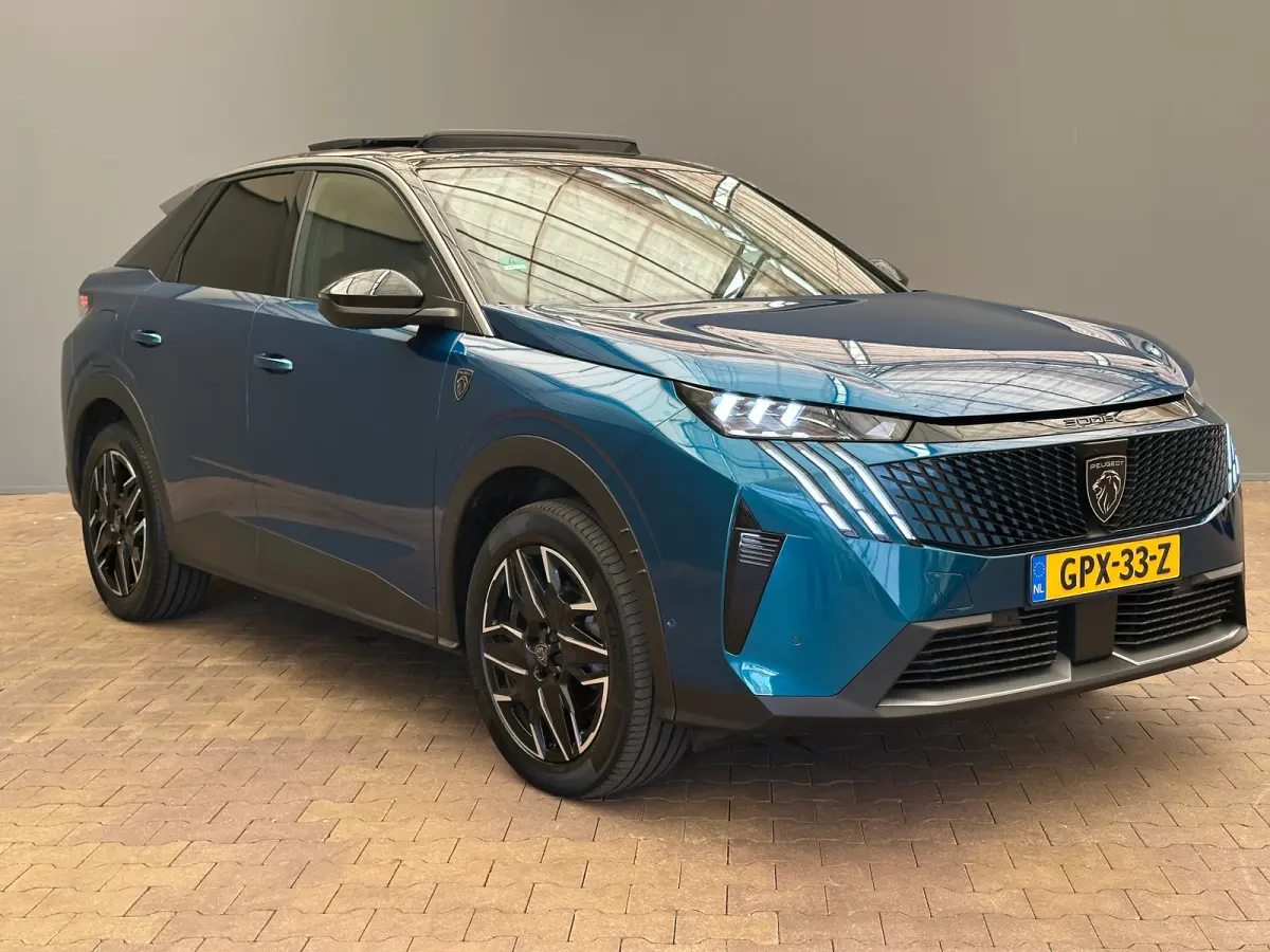 1.2 Hybrid 136 GT Panorama Dak | 360 Camera | Elek. Lederen Stoelen met Massage | FOCAL | Stoelverwarming/Ventilatie | Afneembare Trekhaak | Achterstoelen verwarmd | Achteruitrijcamera | Afw