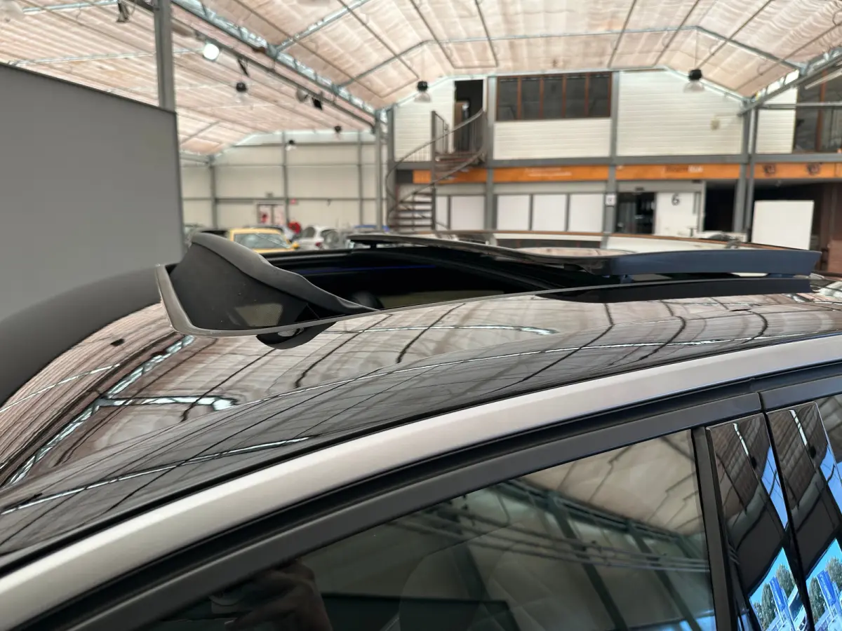 1.2 Hybrid 136 GT Panorama Dak | 360 Camera | Elek. Lederen Stoelen met Massage | FOCAL | Stoelverwarming/Ventilatie | Afneembare Trekhaak | Achterstoelen verwarmd | Achteruitrijcamera | Afw