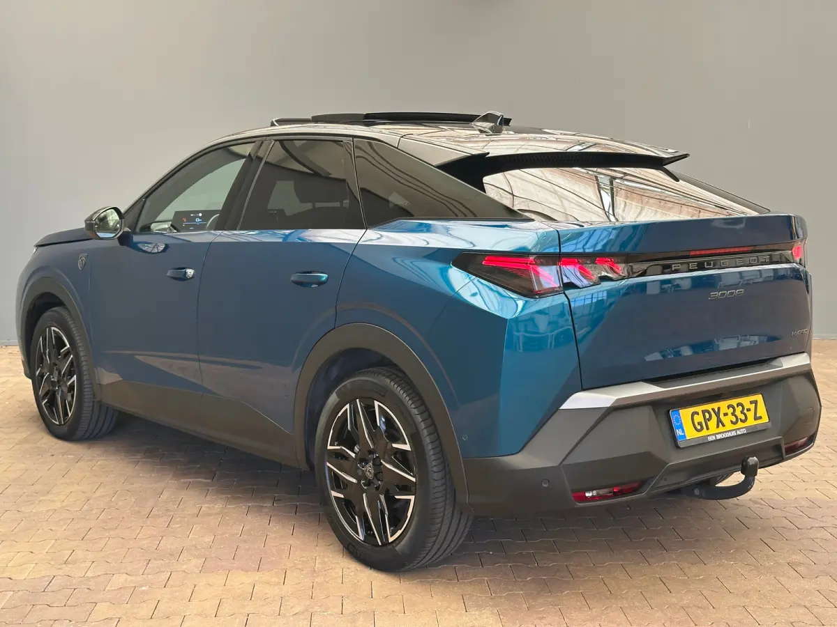 1.2 Hybrid 136 GT Panorama Dak | 360 Camera | Elek. Lederen Stoelen met Massage | FOCAL | Stoelverwarming/Ventilatie | Afneembare Trekhaak | Achterstoelen verwarmd | Achteruitrijcamera | Afw