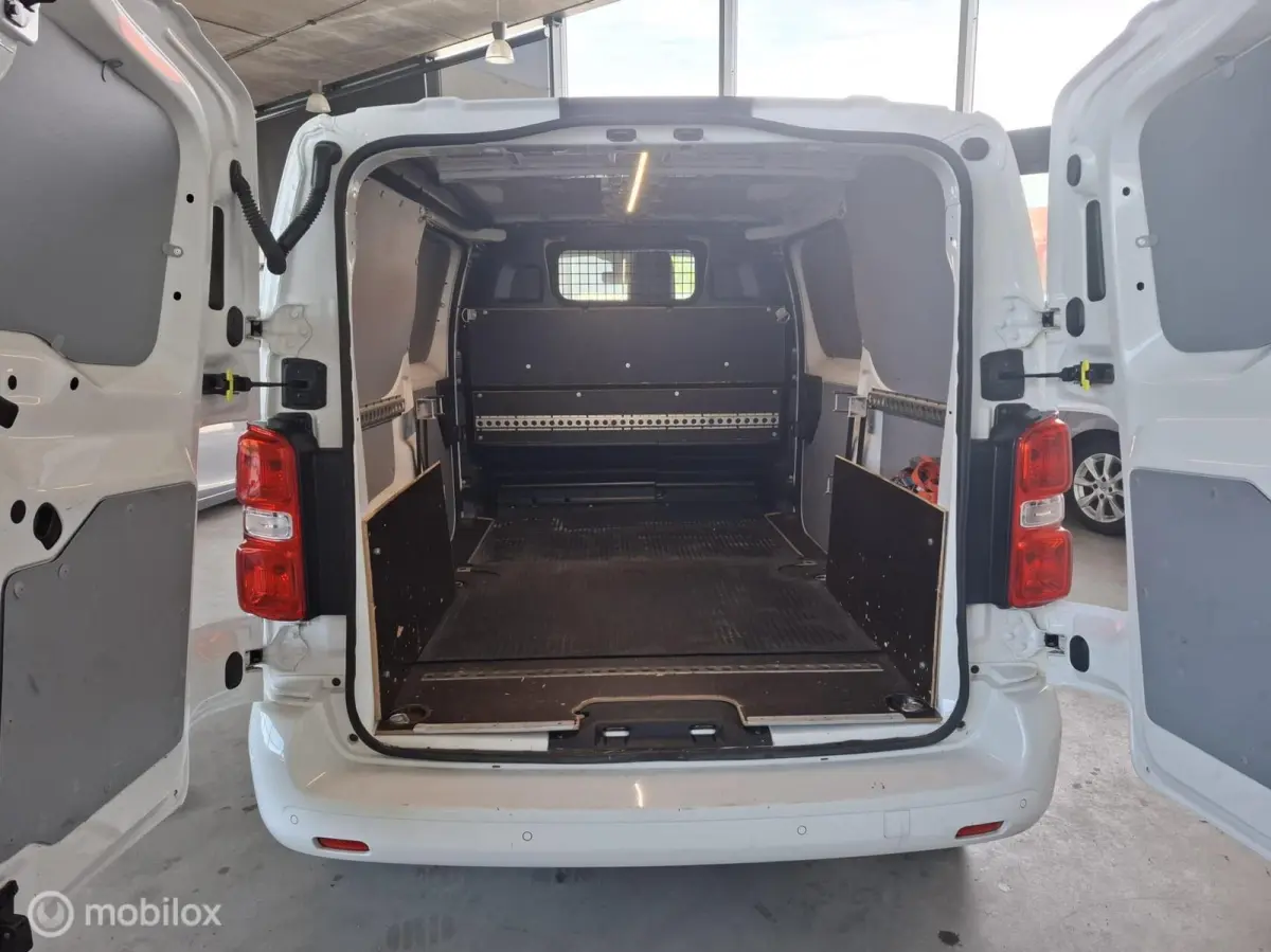 Bestel 2.0 BlueHDI 120 Standard Premium