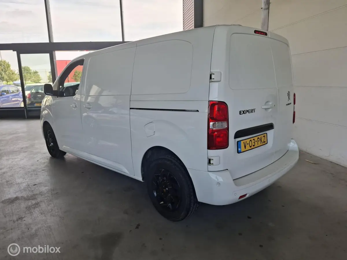 Bestel 2.0 BlueHDI 120 Standard Premium