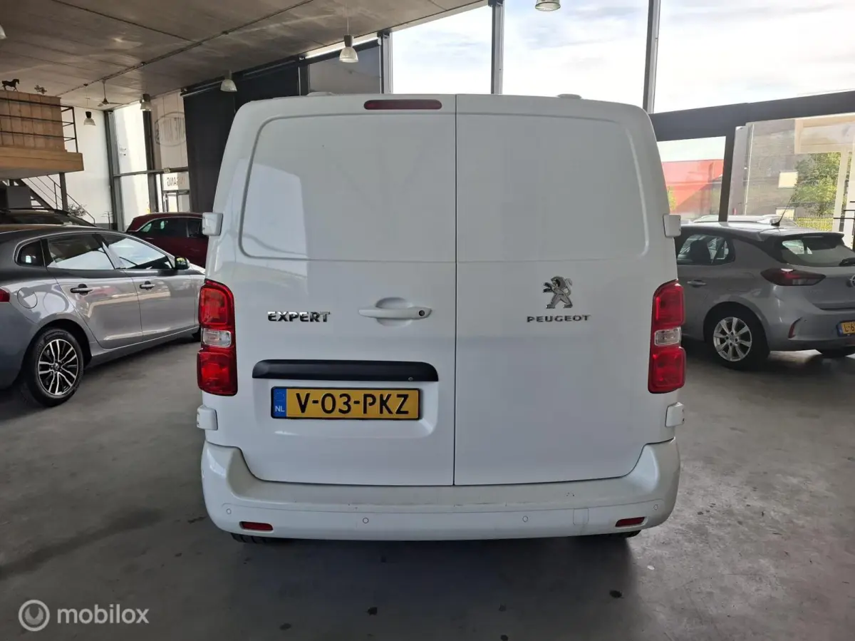 Bestel 2.0 BlueHDI 120 Standard Premium