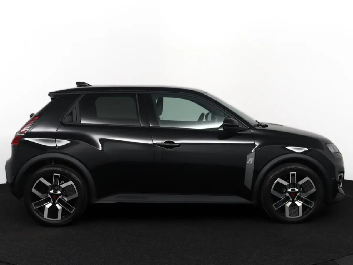techno 150 pk comfort range | pack advanced driving assist | pack winter | Harman Kardon® premium audio |