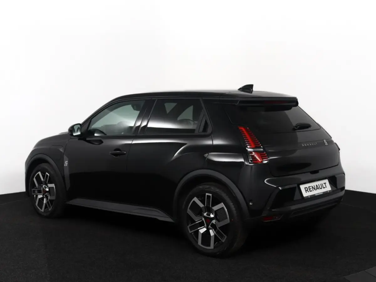 techno 150 pk comfort range | pack advanced driving assist | pack winter | Harman Kardon® premium audio |