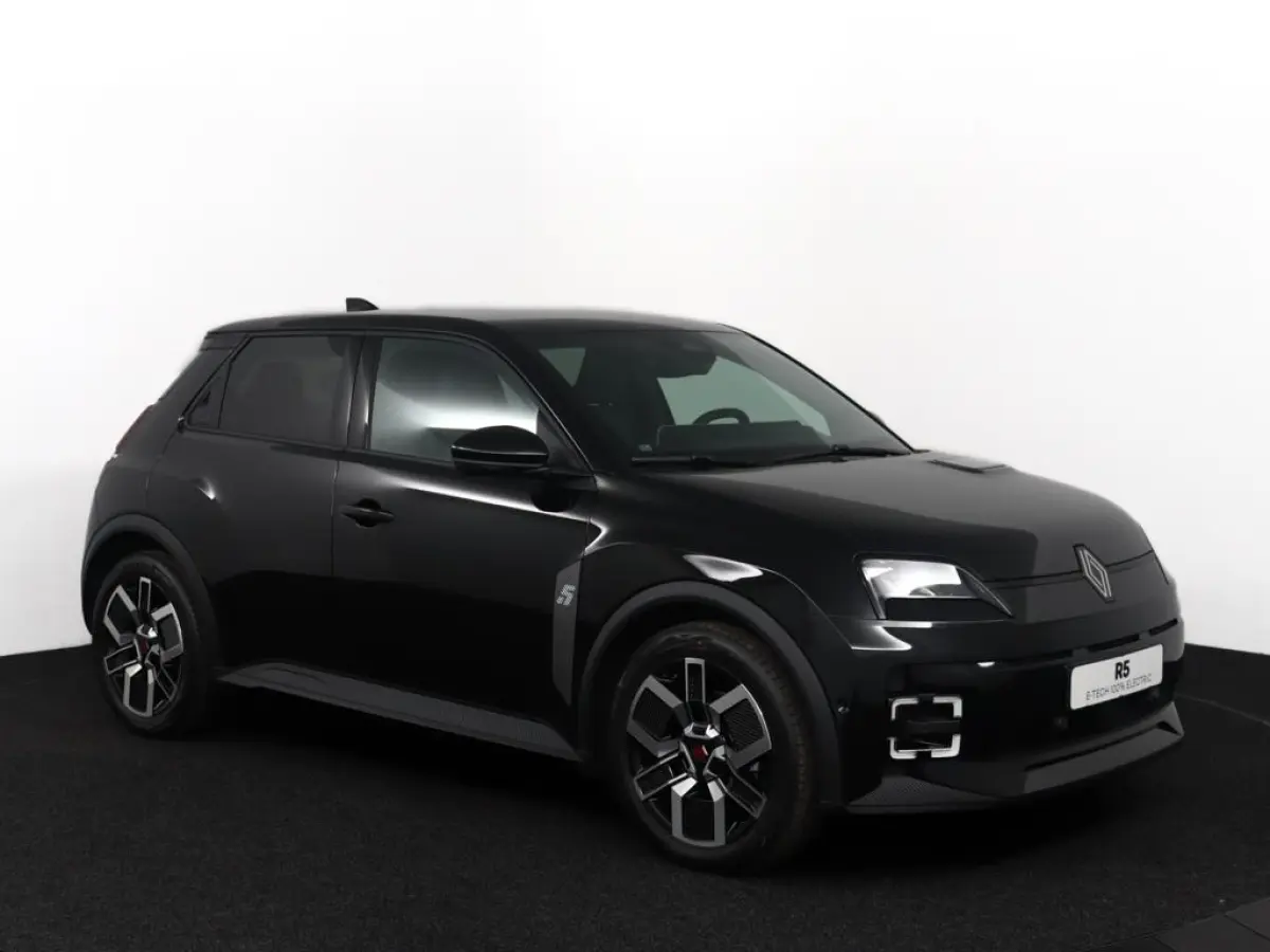 techno 150 pk comfort range | pack advanced driving assist | pack winter | Harman Kardon® premium audio |