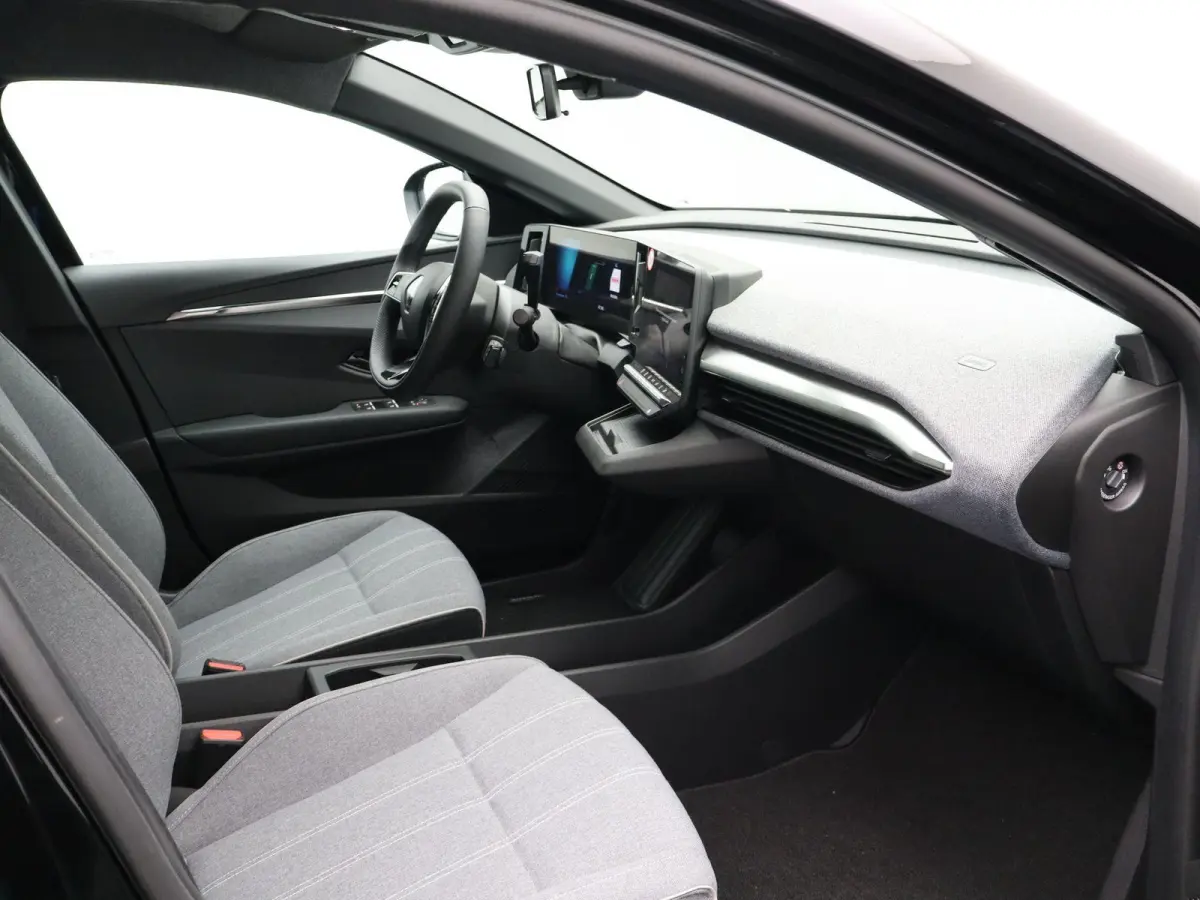 evolution 130 pk comfort range | Navigatie | Stoel- & Stuurverw. | Parkeercamera |