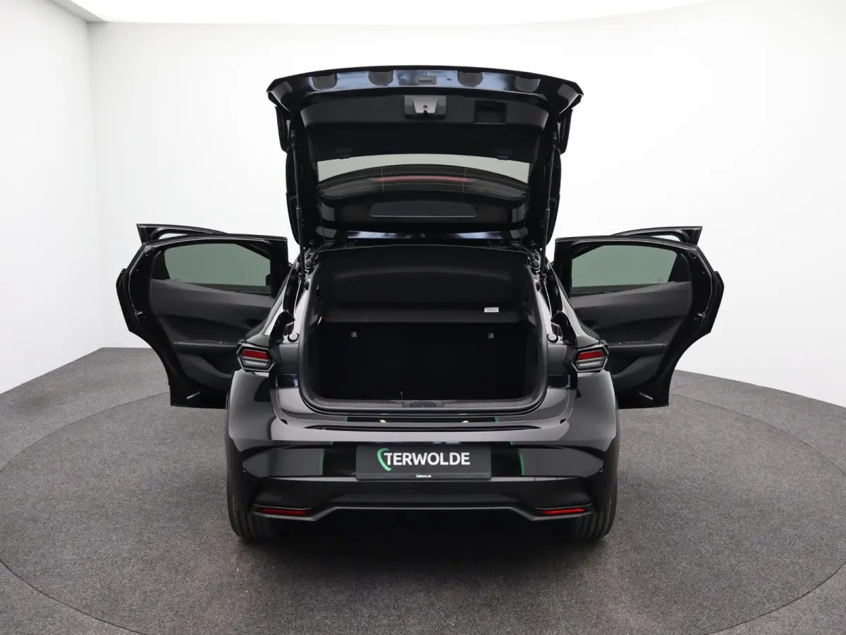 techno full hybrid E-Tech 160 pk | pack winter, safety & parking | all-season banden | verlenging connected services openR link met twee jaar |
