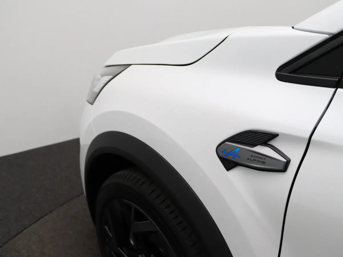 esprit Alpine full hybrid E-Tech 160 | pack driving & comfort premium | pack light & sound |