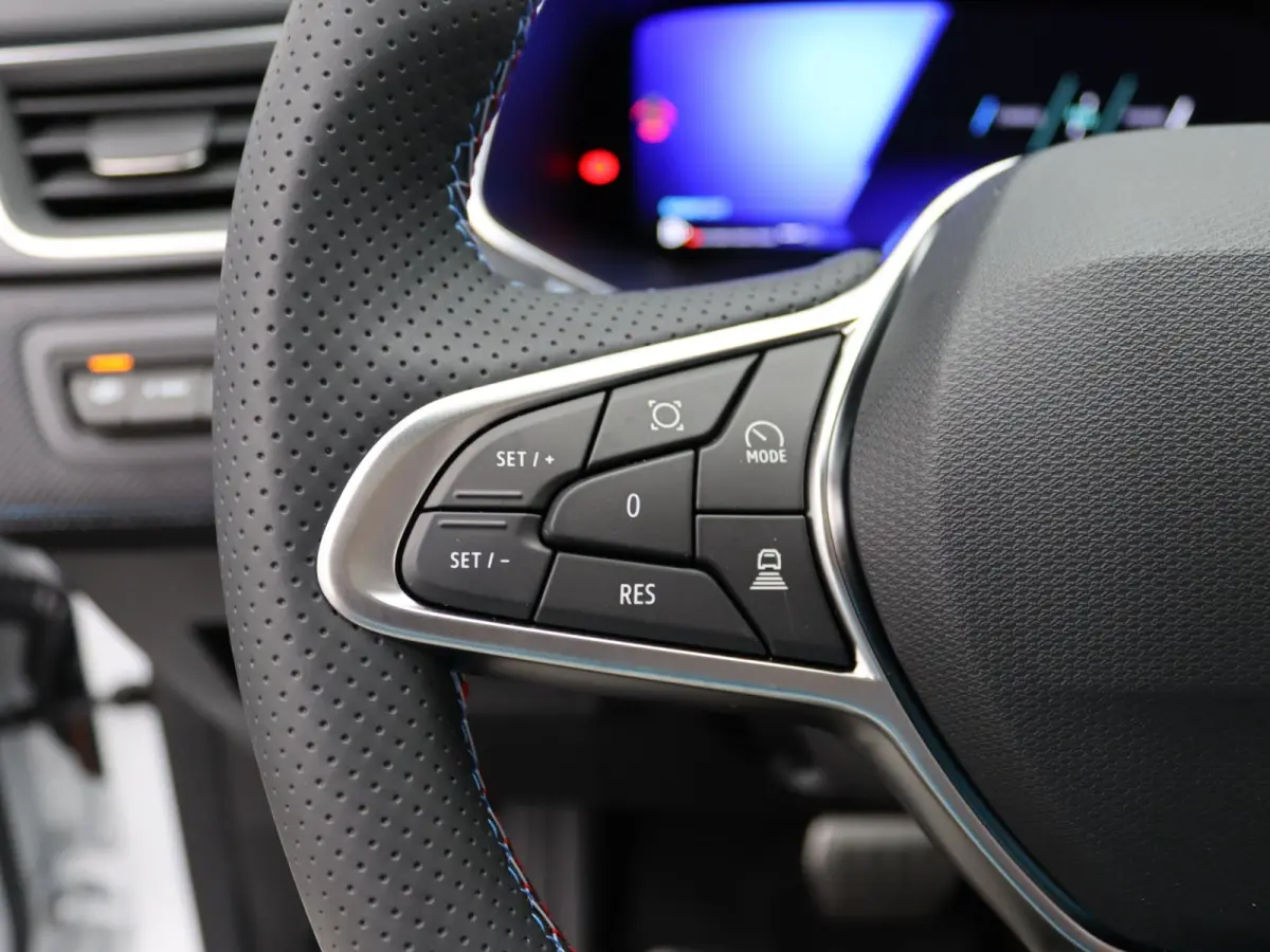 esprit Alpine full hybrid E-Tech 160 | pack driving & comfort premium | pack light & sound |