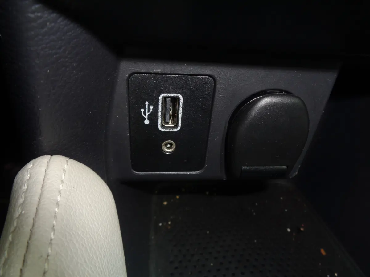 1.0 IG-T N-Connecta Airco, Navigatie, carplay, PDC, Camera