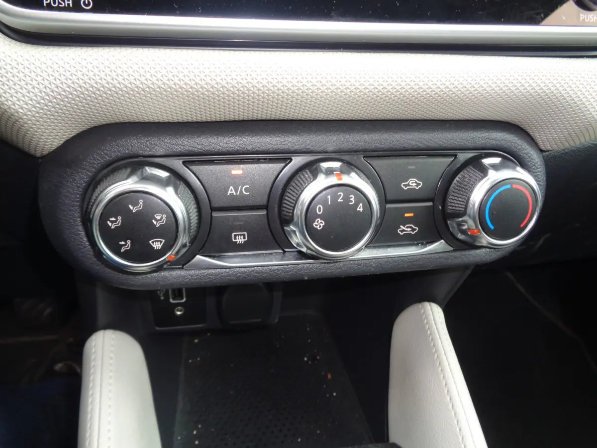 1.0 IG-T N-Connecta Airco, Navigatie, carplay, PDC, Camera