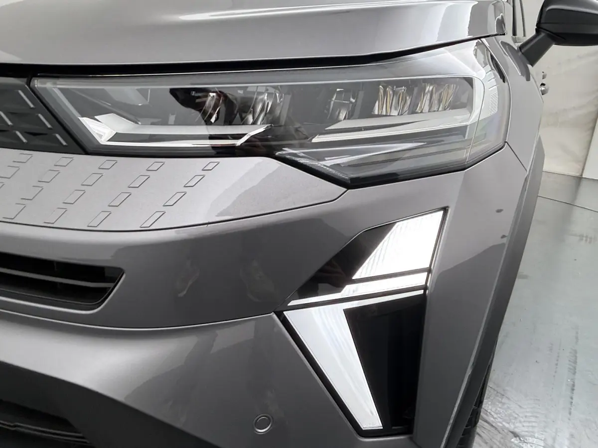 techno full hybrid E-Tech 160 | pack light & sound | pack winter | verlenging connected services openR link met vijf jaar |