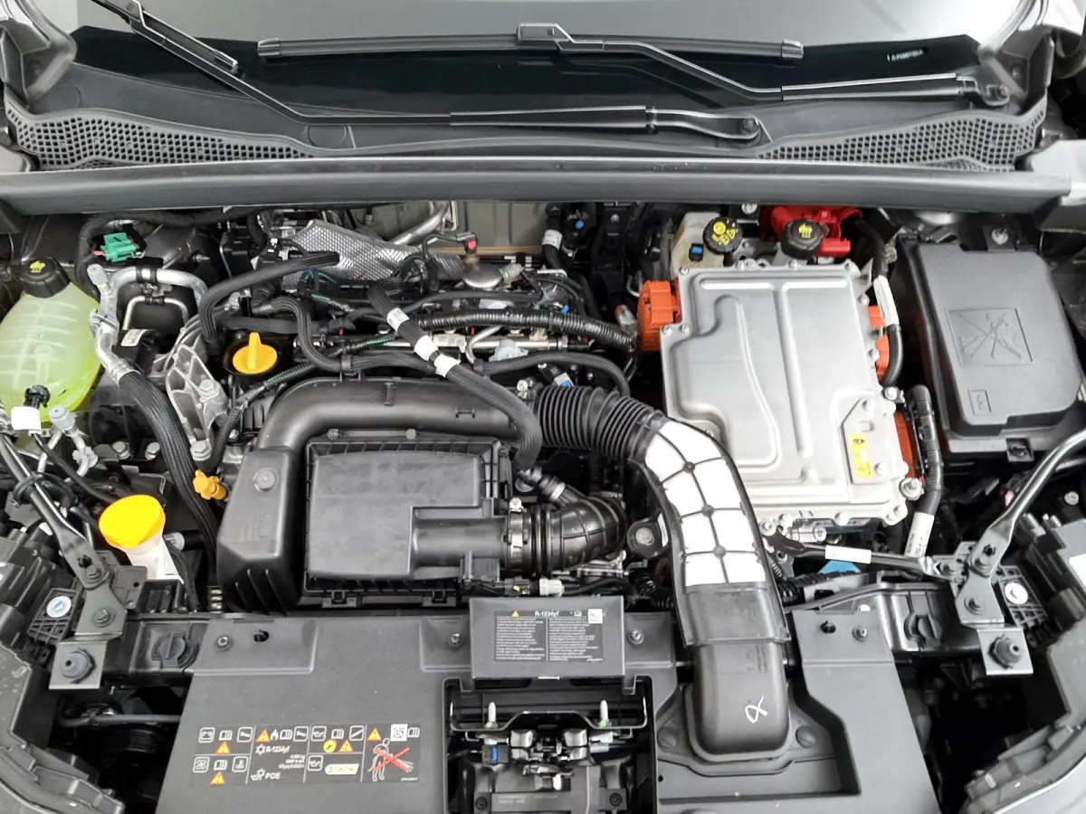 techno full hybrid E-Tech 160 | pack light & sound | pack winter | verlenging connected services openR link met vijf jaar |