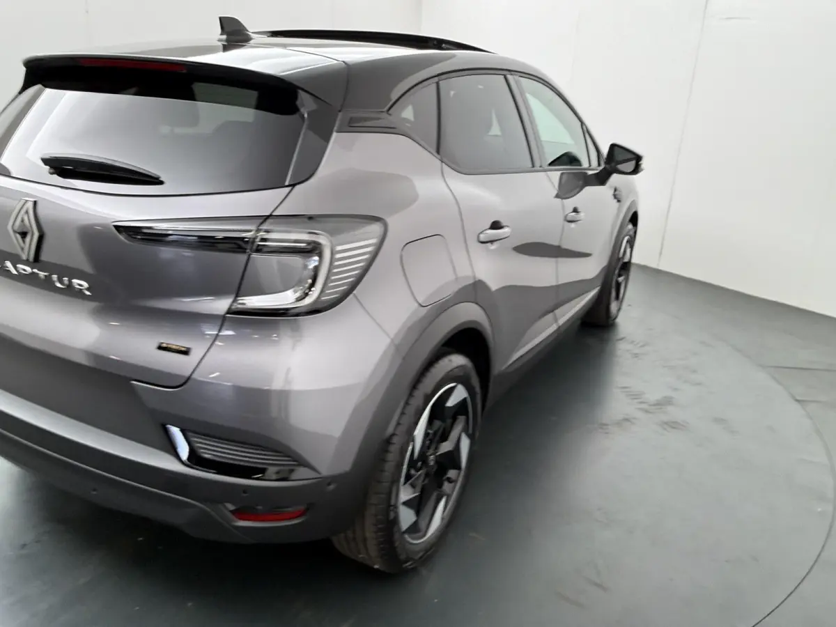 techno full hybrid E-Tech 160 | pack light & sound | pack winter | verlenging connected services openR link met vijf jaar |