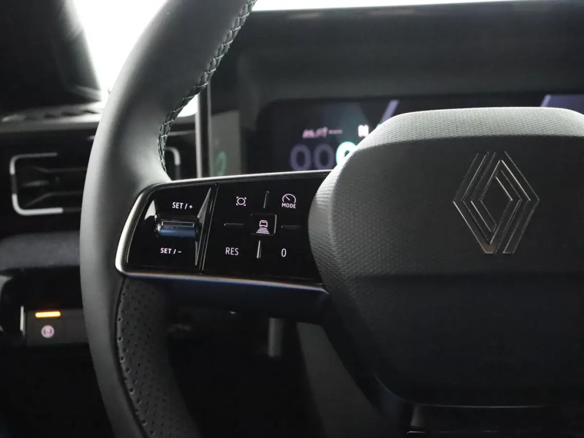 techno 150 pk comfort range | pack advanced driving assist |