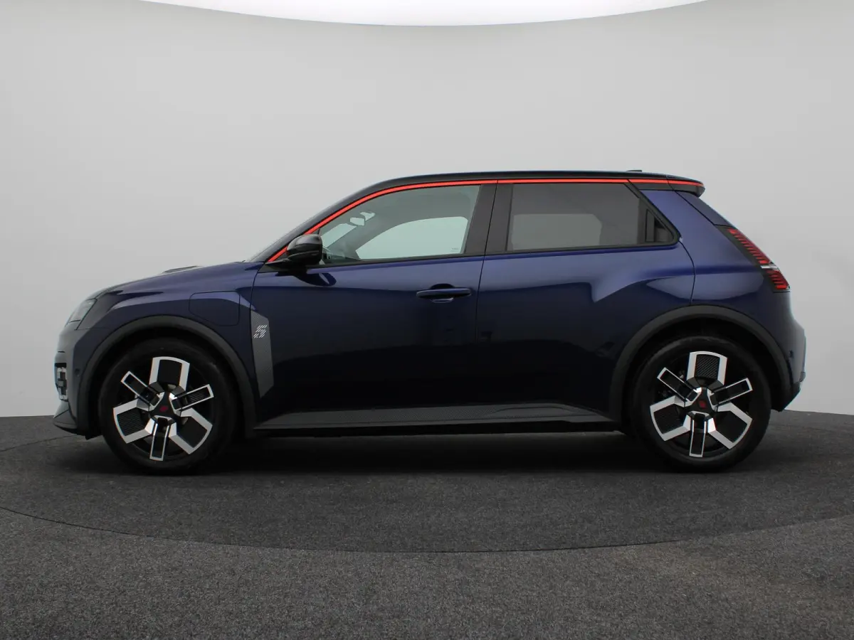 techno 150 pk comfort range | pack advanced driving assist | pack winter | Harman Kardon® premium audio |