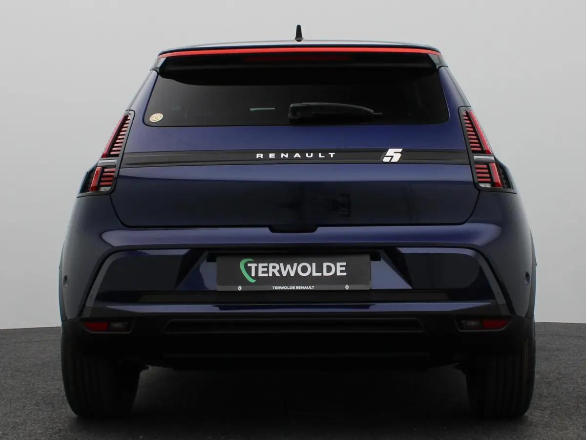 techno 150 pk comfort range | pack advanced driving assist | pack winter | Harman Kardon® premium audio |