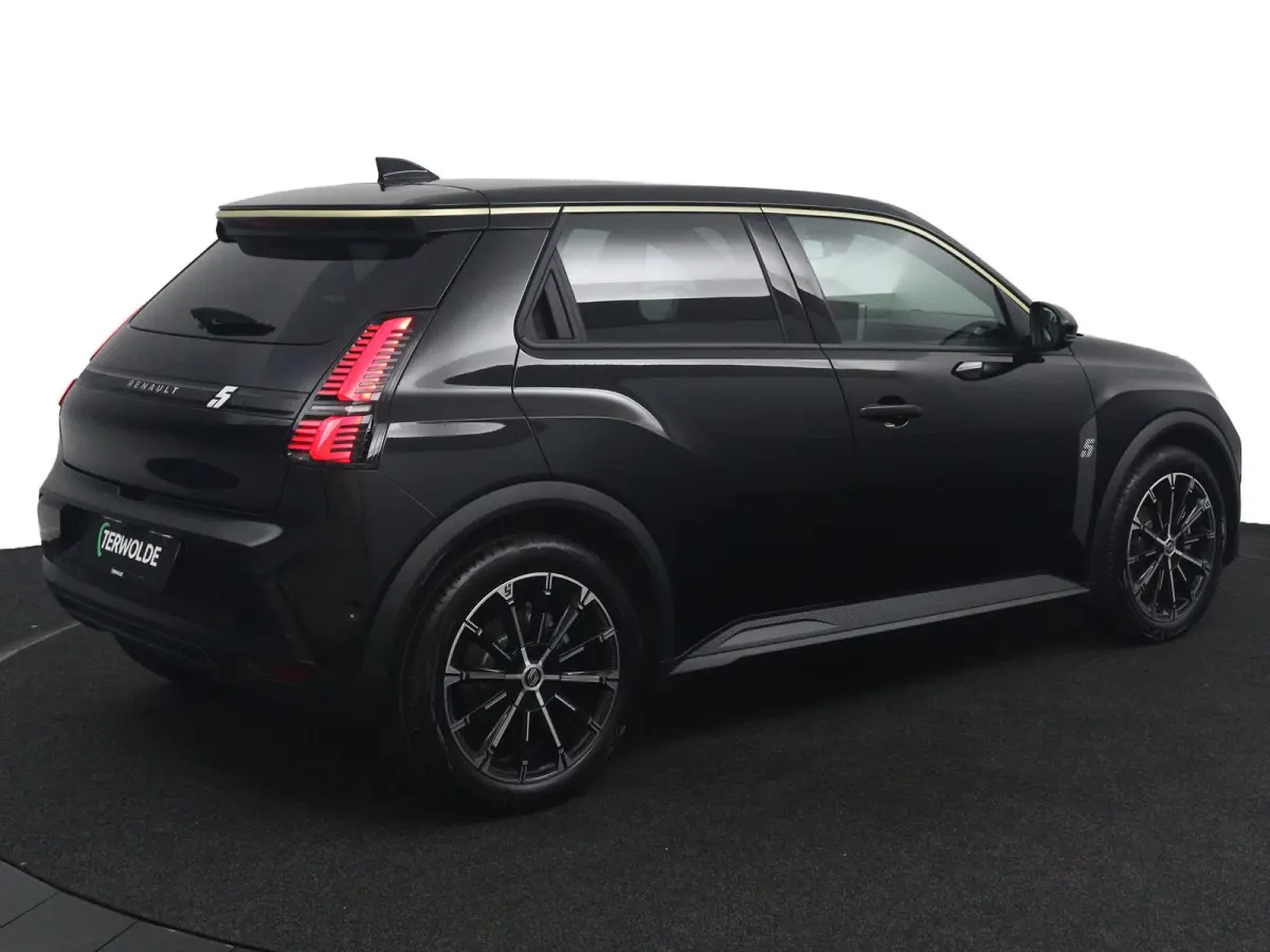 techno 150 pk comfort range | pack advanced driving assist | pack winter | lichtmetalen wielen 18'' diamantées noir 'chrono' |