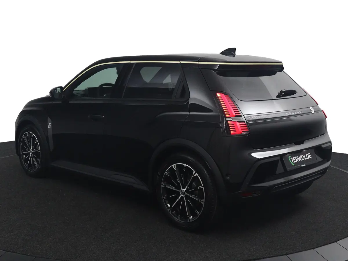 techno 150 pk comfort range | pack advanced driving assist | pack winter | lichtmetalen wielen 18'' diamantées noir 'chrono' |