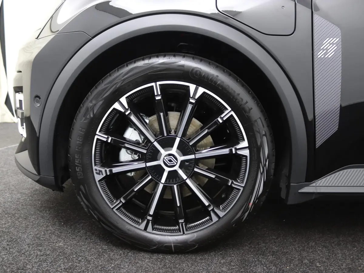 techno 150 pk comfort range | pack advanced driving assist | pack winter | lichtmetalen wielen 18'' diamantées noir 'chrono' |