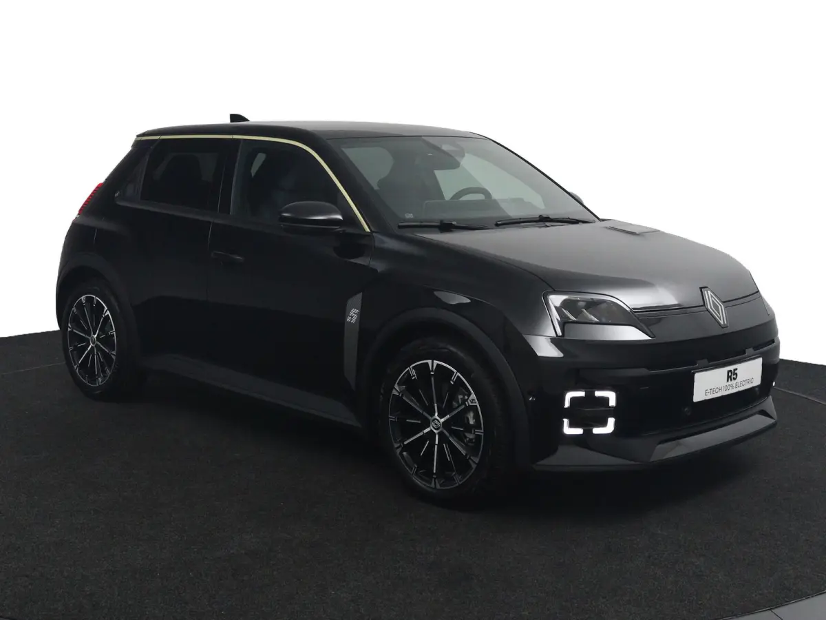 techno 150 pk comfort range | pack advanced driving assist | pack winter | lichtmetalen wielen 18'' diamantées noir 'chrono' |