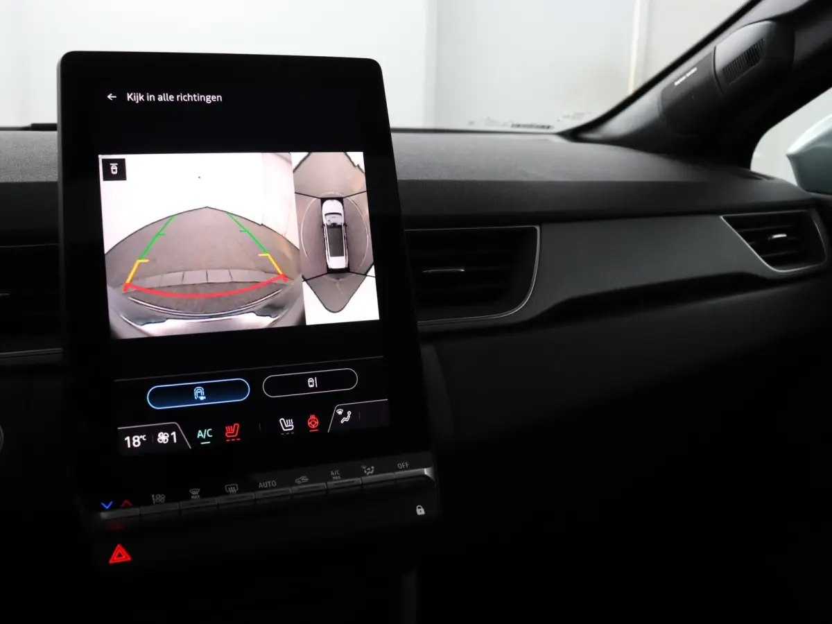 techno full hybrid E-Tech 160 | pack advanced driving assist | pack light & sound |