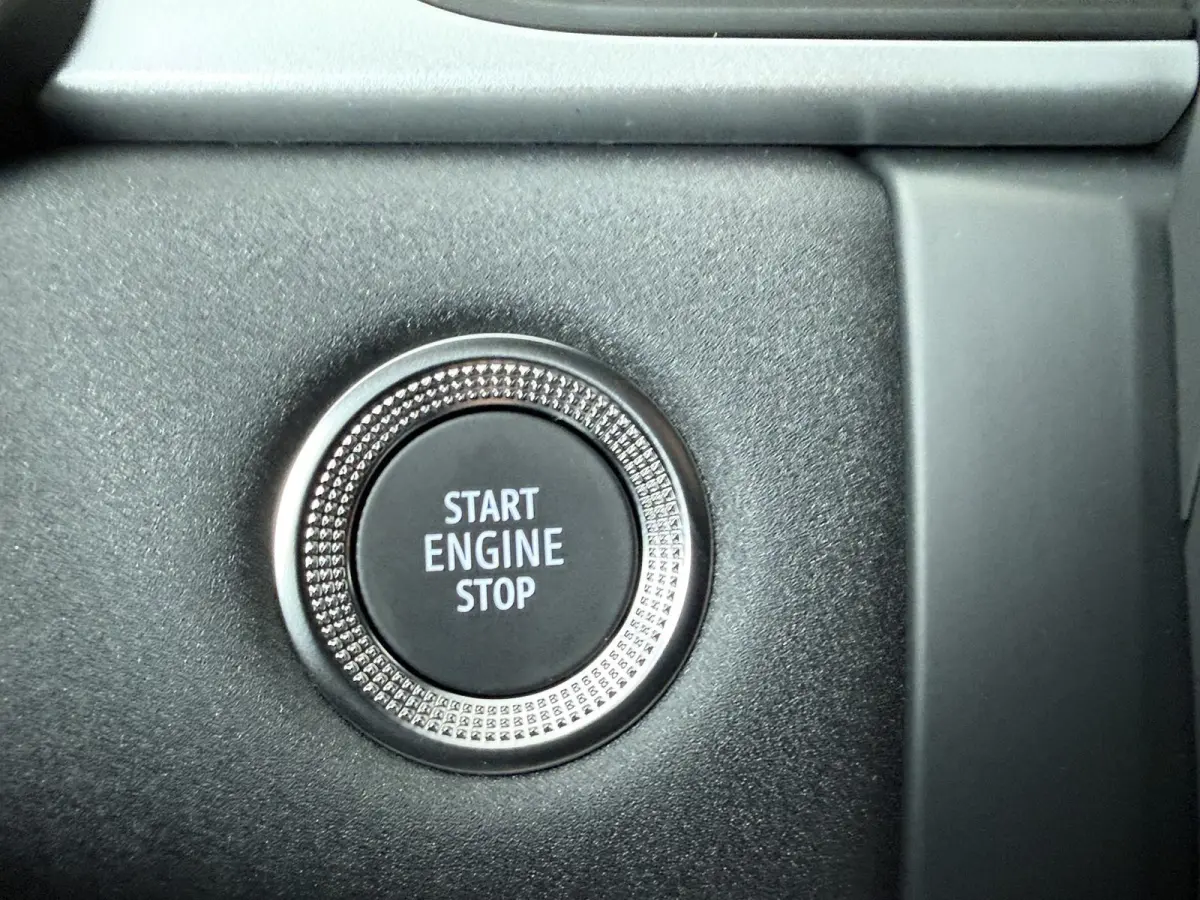 evolution full hybrid E-Tech 160 | pack navigation |