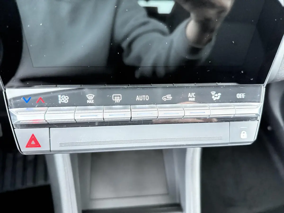 evolution full hybrid E-Tech 160 | pack navigation |