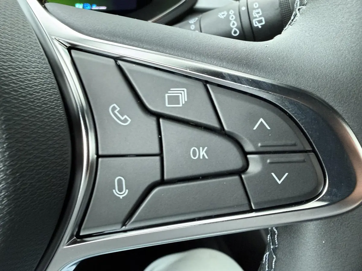 evolution full hybrid E-Tech 160 | pack navigation |