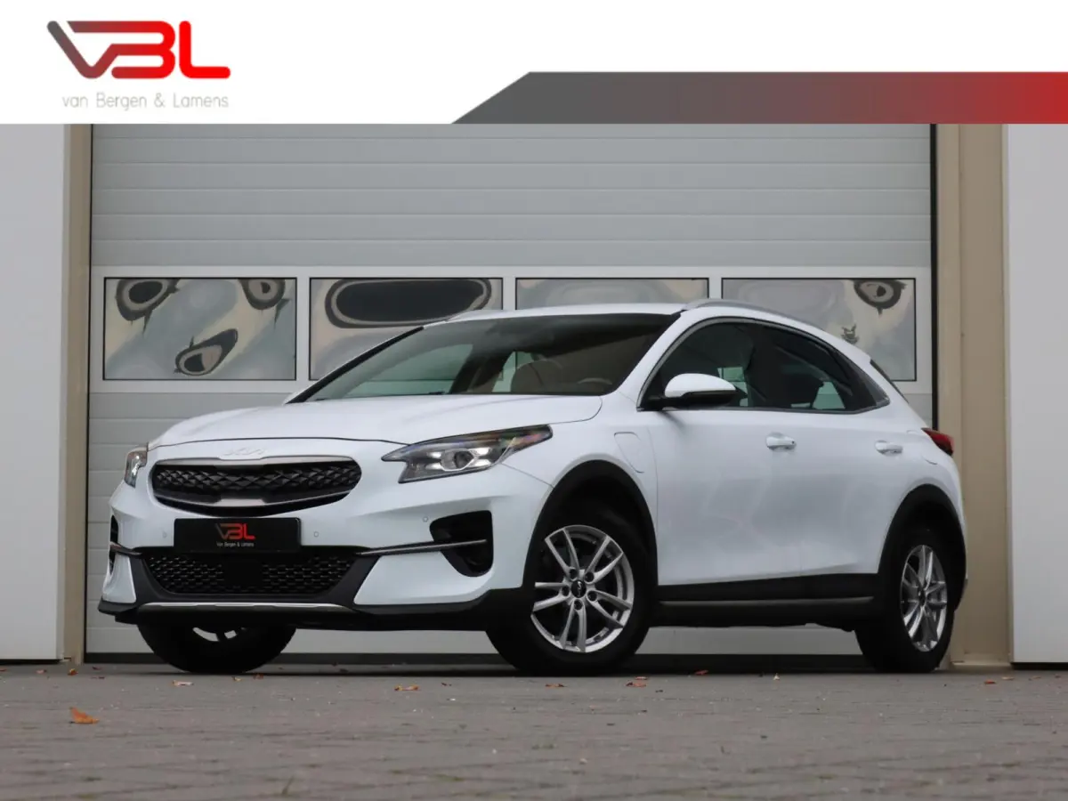 1.6 GDi 140PK PHEV DynamicPlusLine | Adaptive cruise control