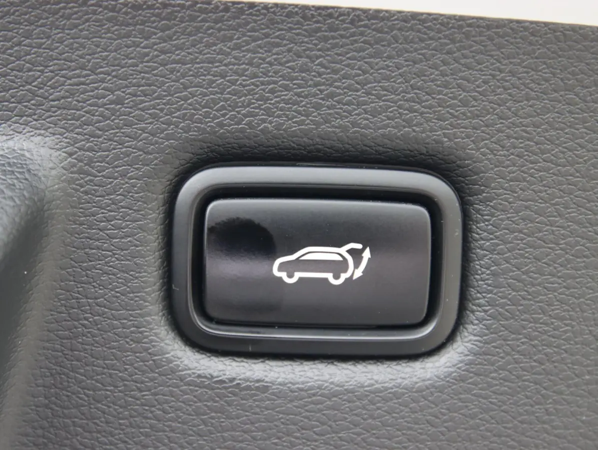 1.6 GDi 140PK PHEV DynamicPlusLine | Adaptive cruise control