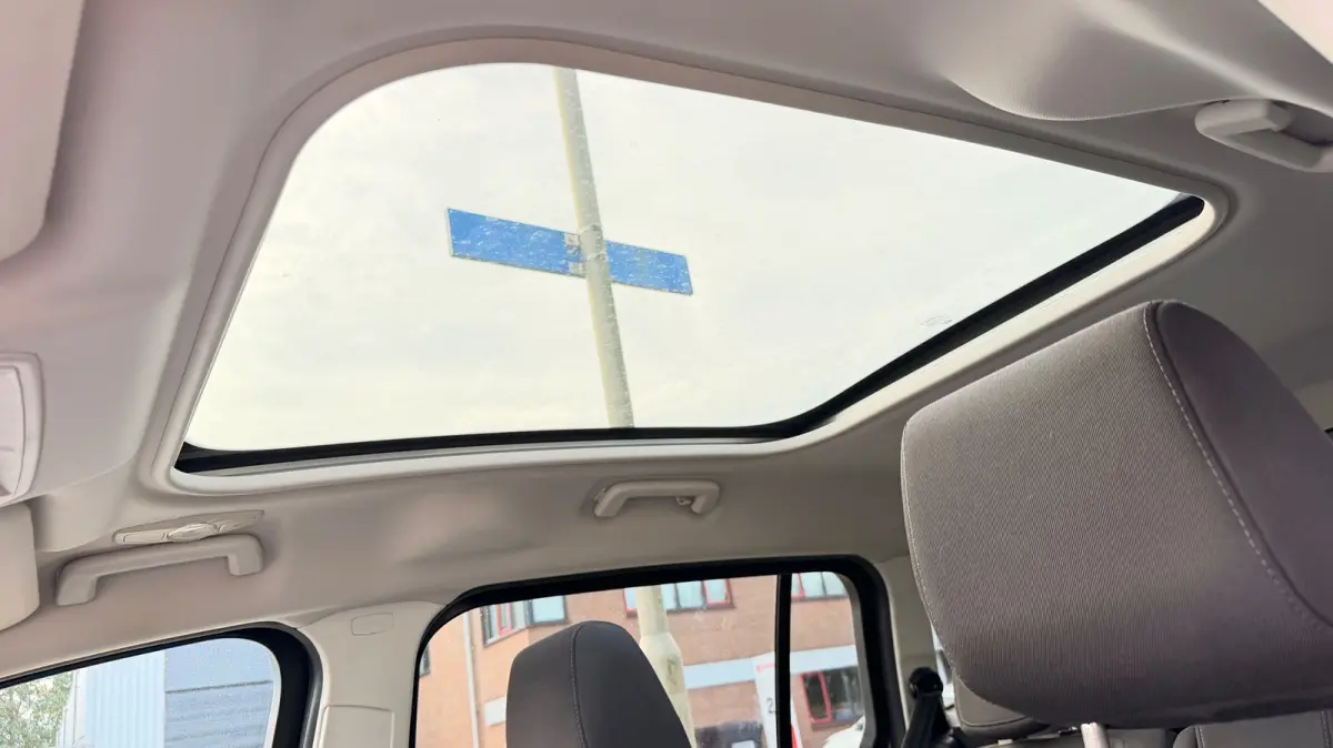 1.0 Titanium 2X SCHUIFDEUR PANORAMADAK NAVIGATIE CAMERA