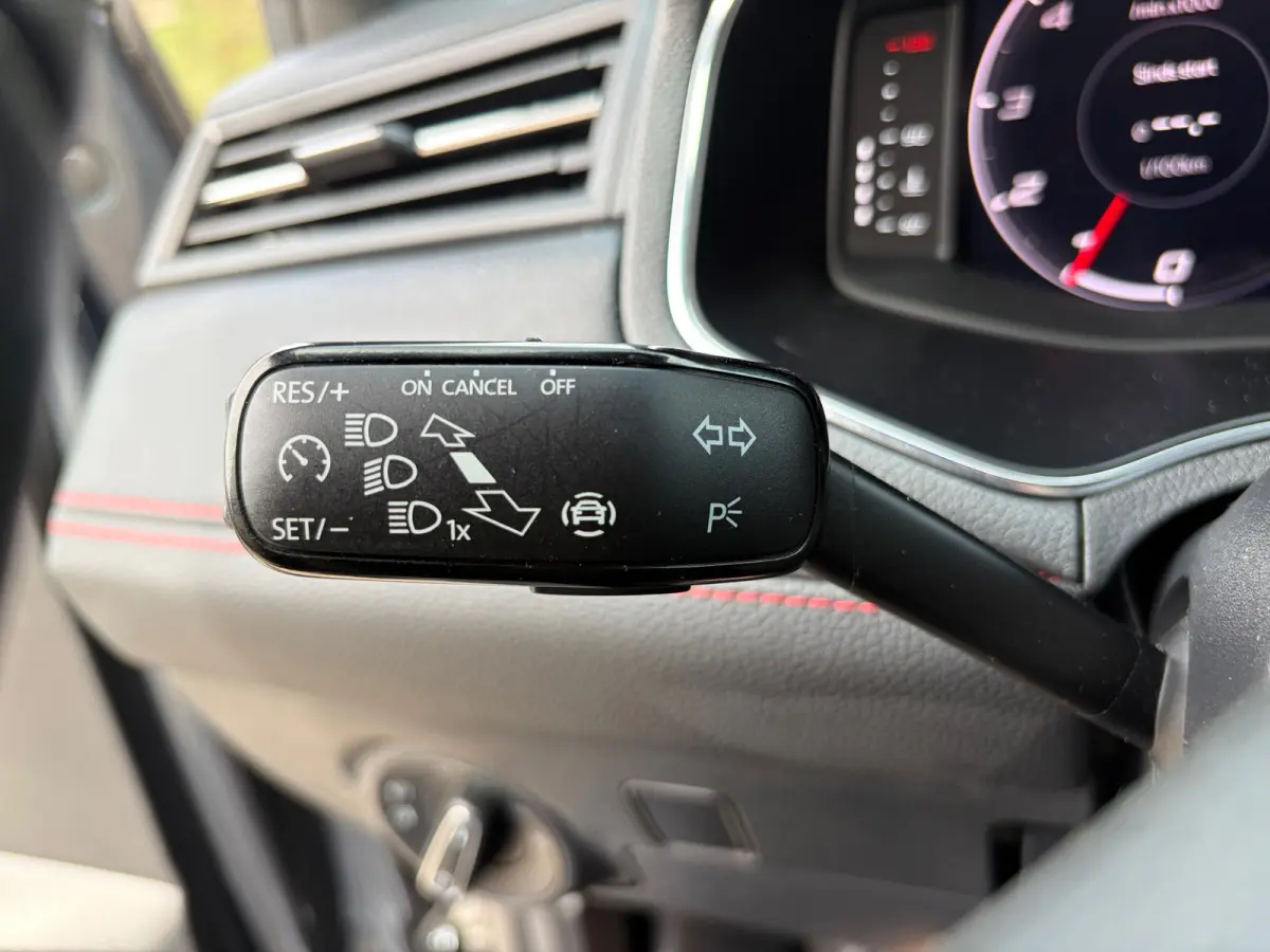 1.0 TSI FR 116PKI CARPLAY I LED I VIRTUAL DASH I CAMERA I CRUISE