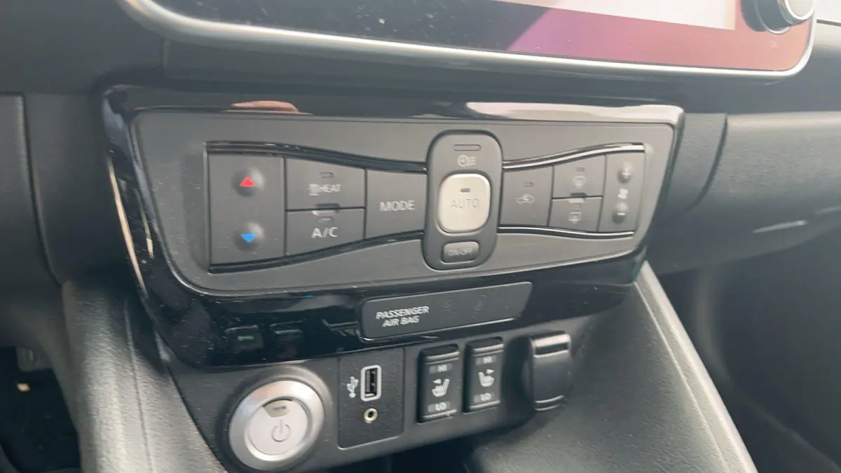 e+ N-Connecta 62 kWh | Warmtepomp | Adapt. Cruise | Stoel- & Stuurverw. |