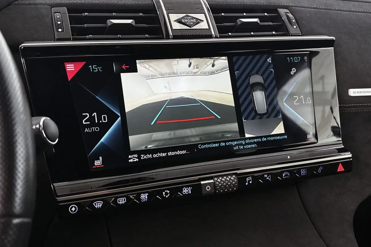 E-Tense Performance Line 225 SOH 97% Stoelverwarming Achteruitrijcamera Navigatie